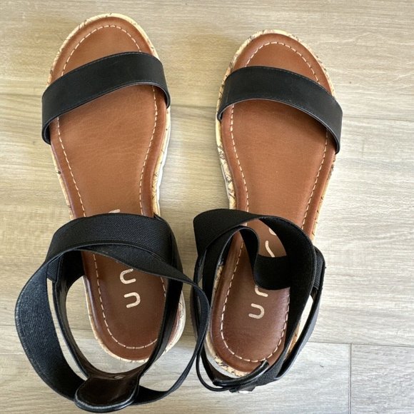 Unisa Women's Sz 6.5 Platform Sandals Black Ankle Strap Unbrizza Gladiator Shoe - Picture 7 of 9